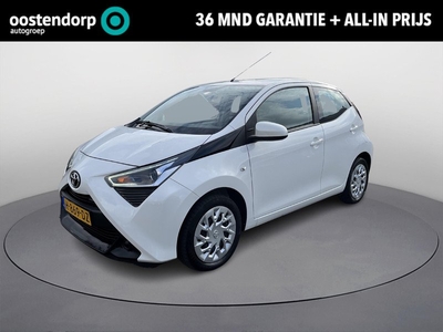 Toyota Aygo 1.0 VVT-i x-play | Navigatie | Airco | Achteruitrijcamera