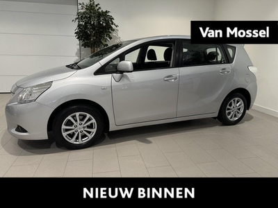 Toyota Verso 1.8 VVT-i Business | Airconditioning | Panorama Dak | Parkeersensoren Voor en Achter | Budget |