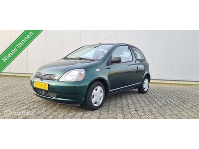 Toyota Yaris 1.0-16V VVT-i Sol