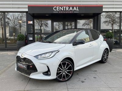 Toyota Yaris 1.5 Hybrid GR Sport 116PK Pano I Camera I Carplay I HUD I Keyless I Leder