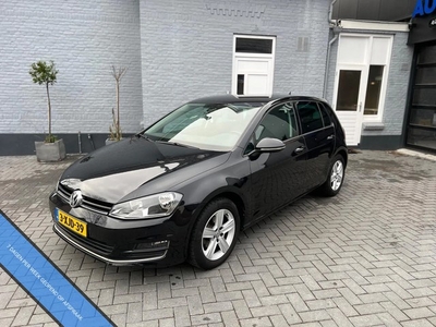 Volkswagen Golf 1.2 TSI Highline NAVI MASSAGE