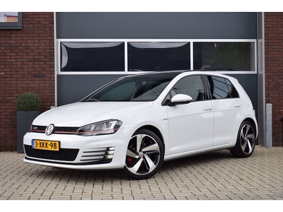 Volkswagen Golf Benzine