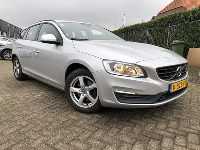 Volvo V60 2.0 D2 Kinetic Navi/Stoelverw./Climate/Pdc/Lmv