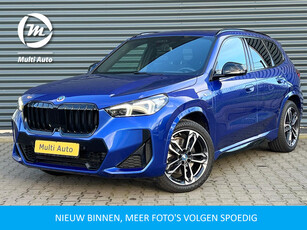 BMW X1 xDrive30e M Sport Plug-in Hybrid PHEV | Trekhaak af fabriek | Panodak | Head Up | Harman Kardon | Adaptive Cruise | 360 Camera | Memory | 19 Inch