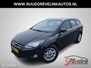 Ford Focus Wagon 101 PK Titanium Parkassist Navi Trekhaak Chroom Pdc