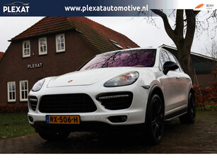 Porsche Cayenne 4.8 S Aut. | Turbo-Sportpakket | Schuif-kanteldak | Trekhaak | 21 Inch | Carbonpakket | V8 | Sportstoelen |