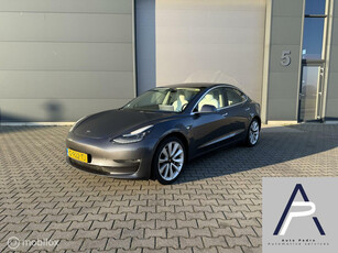 Tesla Model 3 Long Range AWD 75kWh 19Inch Wit leer AUTOPILOT