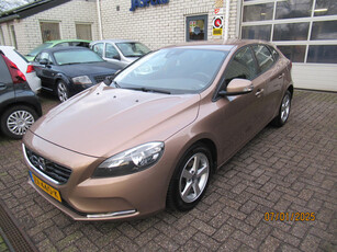 Volvo V40 1.6 D2 Momentum