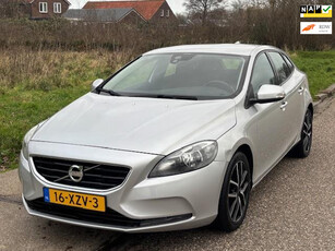 Volvo V40 1.6 T3 Kinetic ECc Audio-CD/MP3 Navigatie Electric pakket Cruisecontrol PDC ABS EBD LMV 17