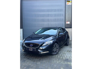 Volvo V40 2.0 D4 Momentum Business Airco - Navi - BT