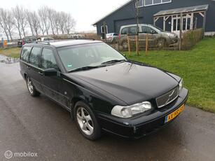 Volvo V70 Classic 2.0 met wat issues in nette staat