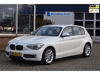 BMW 1-serie 116i Business+ Autom. Navi Cruise Trekhaak