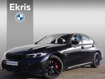 BMW 3-SERIE Sedan 320e | M-Sportpakket Pro / HIFI / 19'' / Achteruitrijcamera / Verwarmd Stuurwiel - Spring Sale