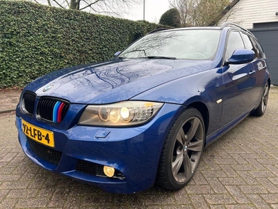 BMW 3-serie Touring 318i 2010 M-pakket 6bak navi xenon!