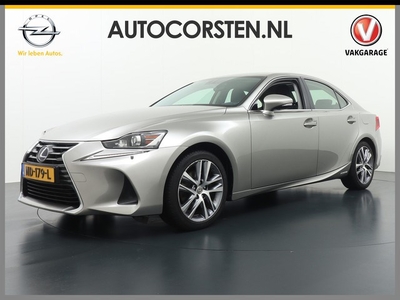 Lexus IS 300h 2.5I 223pk AUT. Navi Camera Multi-Media-vb.