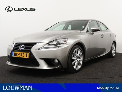 LEXUS IS-SERIE 300h Business Line Limited | Navigatie | Parkeersensoren V+A |