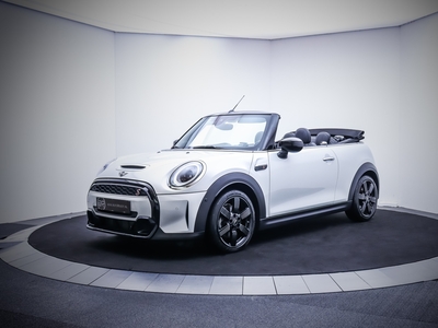 MINI MINI Cabrio 2.0 Cooper S Aut. MAXIMISE PACKAGE HARMAN KARDON/CAMERA/NAVI/CARPLAY/LED/STUUR+STOELVERW./ADAPTIVE CRUISE/LMV