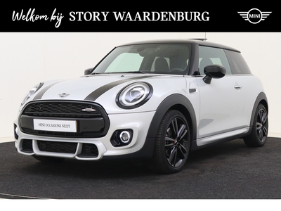 MINI MINI Cooper JCW Automaat / Panoramadak / Achteruitrijcamera / LED / Harman-Kardon / JCW Sportstoelen / Comfort Access / Stoelverwarming