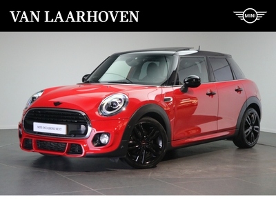 MINI COOPER Hatchback JCW Automaat / Panoramadak / Achteruitrijcamera / JCW Sportstoelen / Park Assistant / LED / Comfort Access / Harman-Kardon