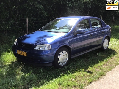 OPEL ASTRA 1.6 Edition