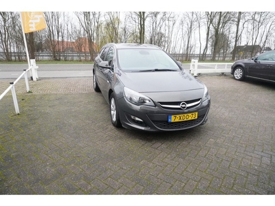 Opel Astra Sports Tourer 1.4 Turbo Business + PDC CLIMA