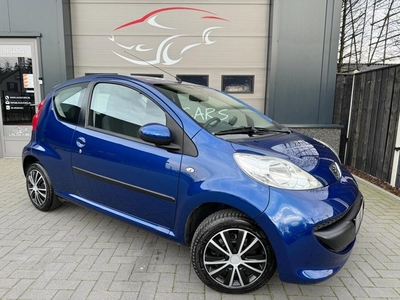 Peugeot 107 1.0-12V AIRCO DEALER ONDERH. NIEUWE APK!