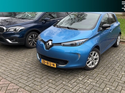 RENAULT ZOE R110 Limited 41 kWh (Huuraccu) | €2000 Subsidie | Netto na aftrek Subsidie €9945 |