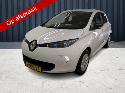 RENAULT ZOE R90 Life 41 kWh Koopaccu (93PK), 2e-Eigenaar, Keurig-Onderh., Navigatie, Parkeersensoren, Cruise-Control, Standkachel, Airco/Climate-Control, Privacy-Glas, NL-Auto