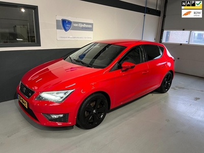 Seat Leon 1.8 TSI FR 240PK! Business NavLedCruise