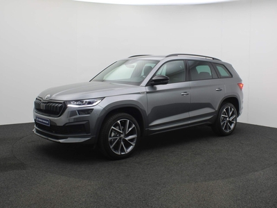 SKODA KODIAQ Sportline Business 1.5 TSI 150pk Achteruitrijcamera, Navigatie, Cruise control, Airco, Stoelverwarming, DAB, Elektrische achterklep, Parkeersensoren, Elektrisch verstelbare bestuurdersstoel