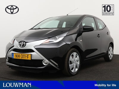 TOYOTA AYGO 1.0 VVT-i x-play | Navigatie | Parkeercamera | Airco |