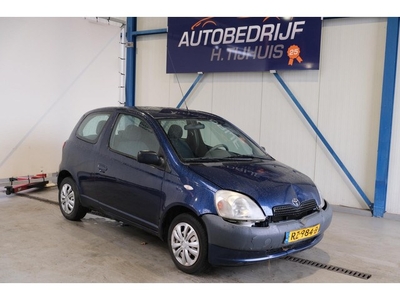 Toyota Yaris 1.0-16V VVT-i Sol Schade Voorzijde