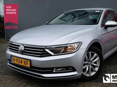 VOLKSWAGEN PASSAT BWJ 2017 1.8 180 PK TSI Business Edition R / AUTOMAAT TREKHAAK / STOELVERWARMING / STUURVERWARMING / ADAPTIVE CRUISE / CLIMA / NAVI / PARKEERSENSOREN / LMV /