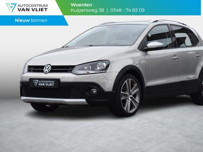 VOLKSWAGEN POLO 1.2 TSI Cross | NAVIGATIE | TREKHAAK |