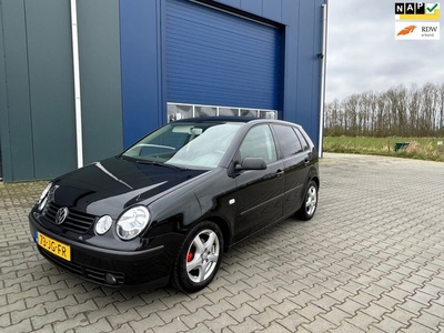 Volkswagen Polo 1.4-16V