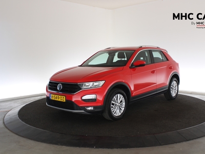 VOLKSWAGEN T-ROC 1.0 TSI 115pk Style Business | TREKHAAK | NAVI | ADAPTIVE | CLIMA |