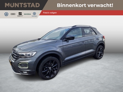 VOLKSWAGEN T-ROC 1.5 TSI 150PK Sport DSG | Pano.Dak | Adaptive Cruise | LED | Navigatie | Parkeerhulp | Stoelverwarming | Getint Glas |