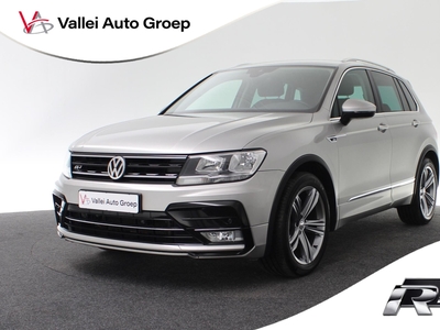 VOLKSWAGEN TIGUAN 1.4 TSI 125PK Connected Series | Navi | Parkeersensoren | Trekhaak | ACC | 19 inch