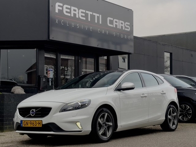 Volvo V40 2.0 D2 R-DESIGN PANODAK LEDER NAVI LED LMV PDC