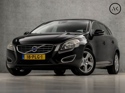 VOLVO V60 1.6 T4 Momentum 180Pk Automaat (NAVIGATIE, CLIMATE, COGNAC LEDER, STOELVERWARMING, SPORTSTOELEN, PARKEERSENSOREN, CRUISE CONTROL, NIEUWSTAAT)