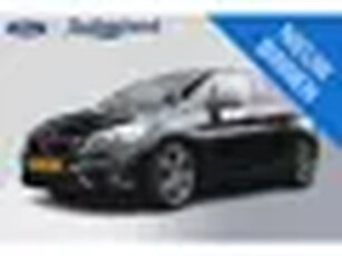 BMW 2-serie Active Tourer 220i High Executive Automaat Afneembare trekhaak Camera Cruise Con