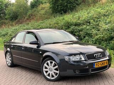 Audi A4 Limousine 2.5 TDI Quattro Exclusive SCHUIFDAK CLIMA!