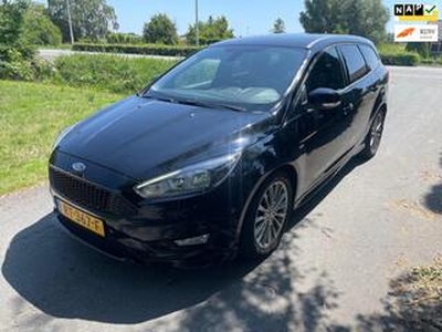 Ford FOCUS Wagon 1.0 ST-Line NAVI PARKEER KLIMA APK NAP DEALER OH