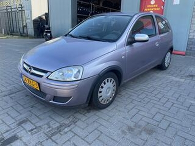 Opel CORSA 1.0-12V Enjoy