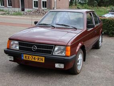 Opel KADETT 1.3S Standaard
