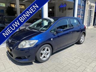 Toyota AURIS 2.2 D-4D Luna Business NAVI/CLIMA/NAP