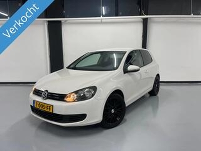 Volkswagen GOLF 1.4 16V Trendline