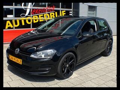 Volkswagen GOLF VII - TSi BLACK Edition - Navigatie I Airco I 19