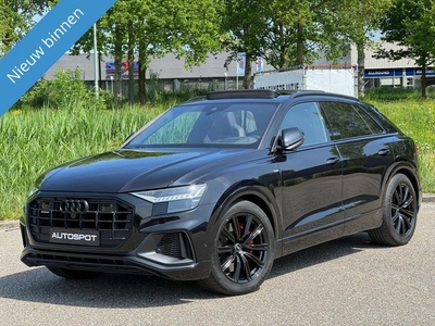 Audi Q8 55 TFSI e Quattro 381 Pk S-Line Competition Pano RS