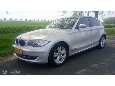 BMW 1-serie 116i Introduction